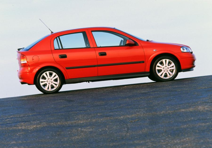  Opel Astra DTI 16V (G) 1999 года  (фото 4 из 13)